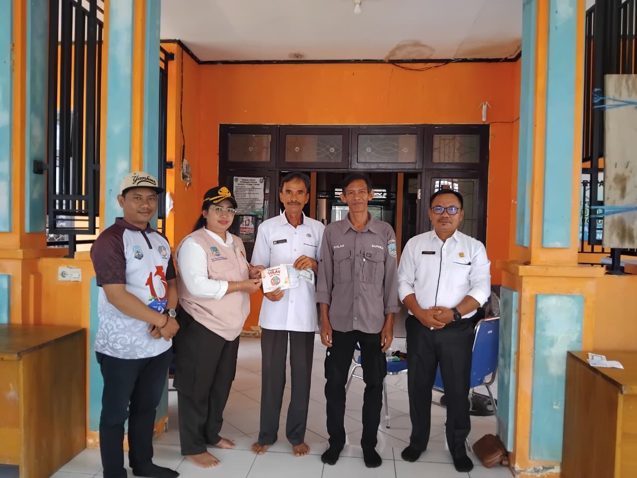 UPTD Badan Pendapatan Daerah Kelas A Wilayah Tideng Pale Gelar Kegiatan "Bersiwak" Door to Door di 32 Desa, Tegaskan Layanan Gratis Bebas Pungli