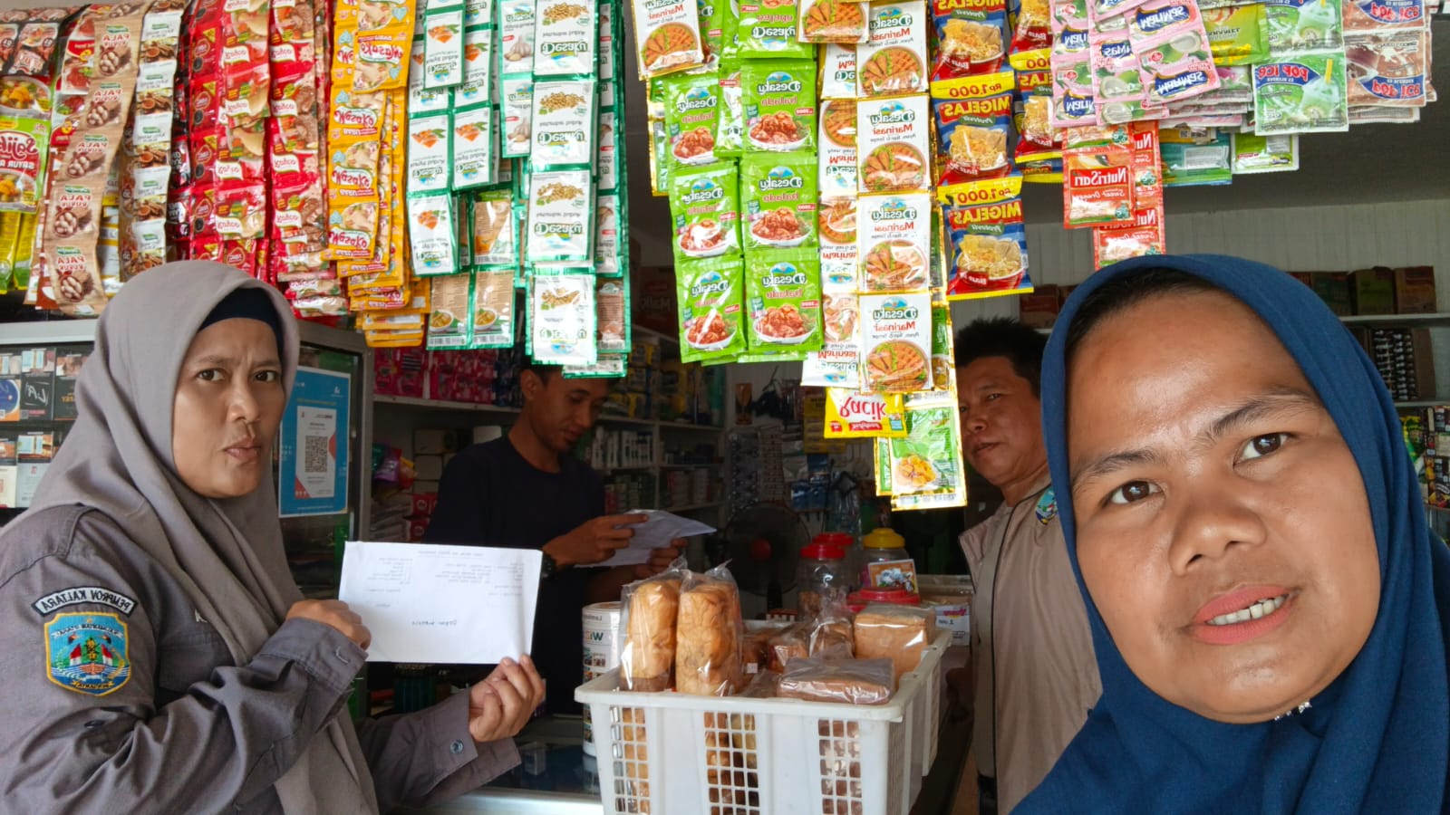 UPTD Badan Pendapatan Daerah Kelas A Wilayah Tideng Pale Gelar Kegiatan "Bersiwak" Door to Door di 32 Desa, Tegaskan Layanan Gratis Bebas Pungli