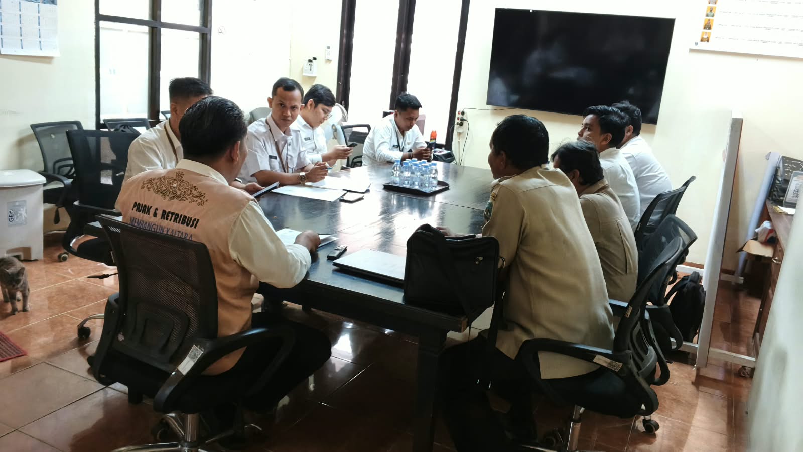 Terima Kunjungan Inspektorat, UPT Bapenda Wilayah Tideng Pale Siapkan Data Realisasi Pajak Daerah